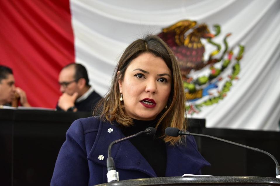 Dentro de la reforma también se aprobó eliminar la retención de la licencia de conducir, la tarjeta de circulación y la placa. (Norma Ponce)
