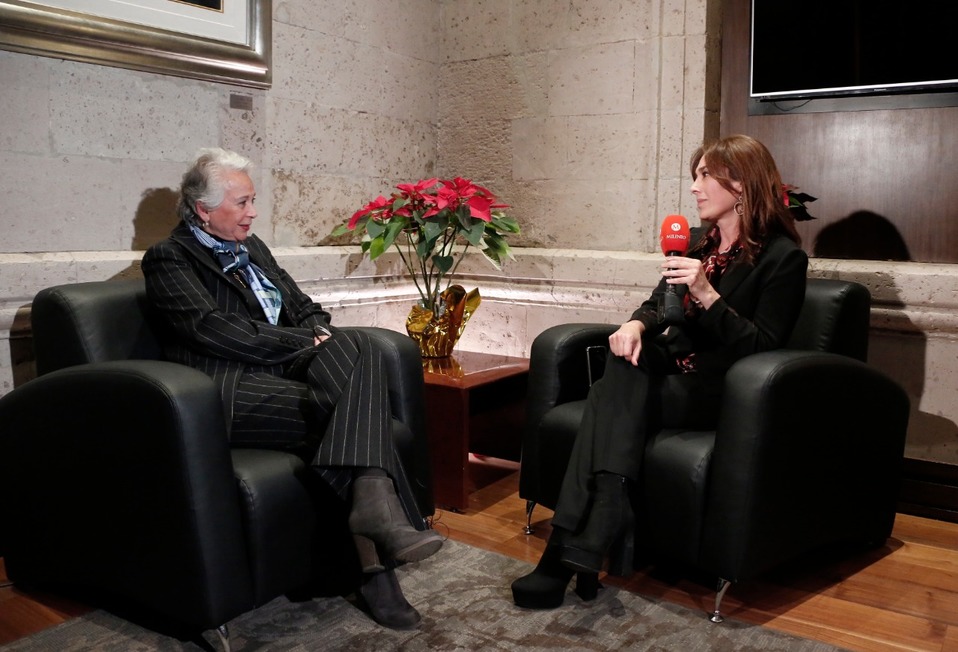 La secretaria de Gobernación, Olga Sánchez Cordero, en entrevista con Elisa Alanís. | Especial
