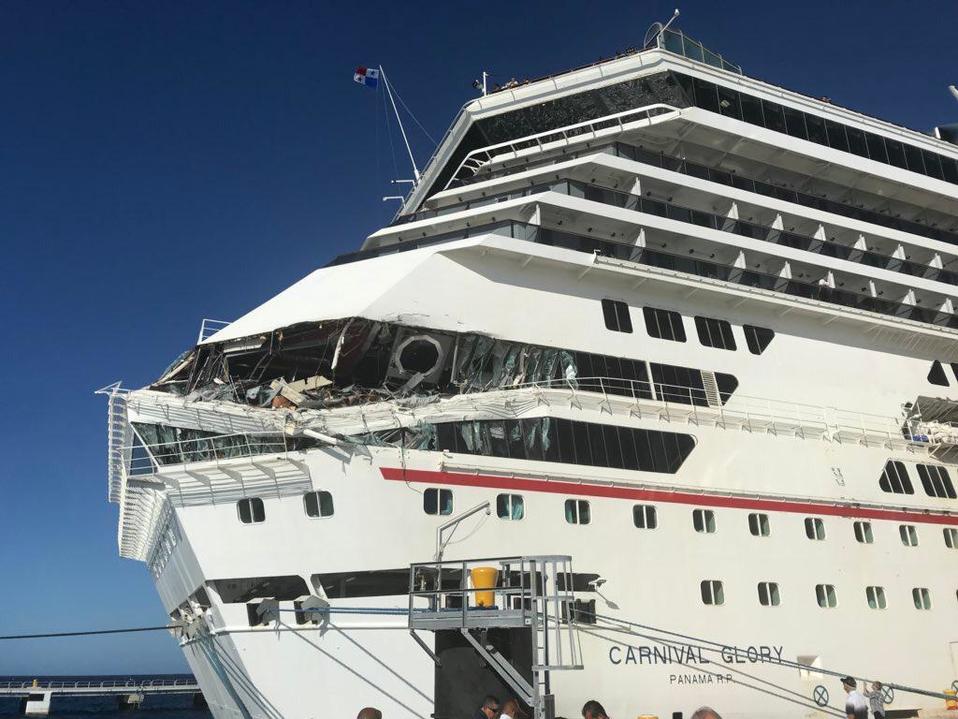 El descenso de pasajeros en ambos cruceros fue de manera normal. (Especial)