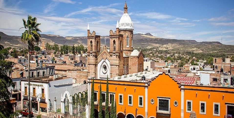 Están etiquetados 150 mdp para la reconstrucción completa que conduce de la autopista de Aguascalientes a Teocaltiche. (Cortesía)