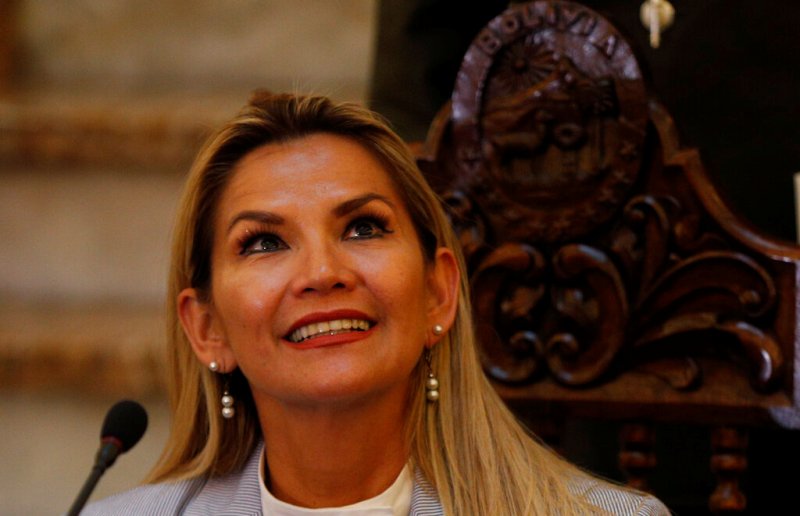 la presidenta interina de Bolivia, Jeanine Áñez. (AP)