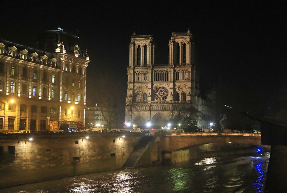 Vista actual de Notre Dame.(AP)