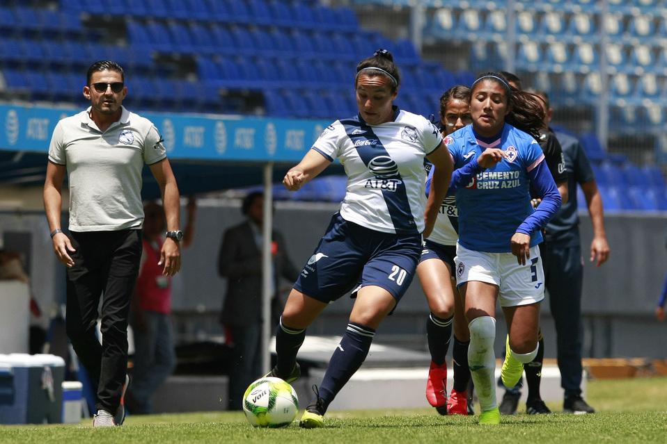 Mirelle Arciniega, jugadora del Puebla (Imago7)