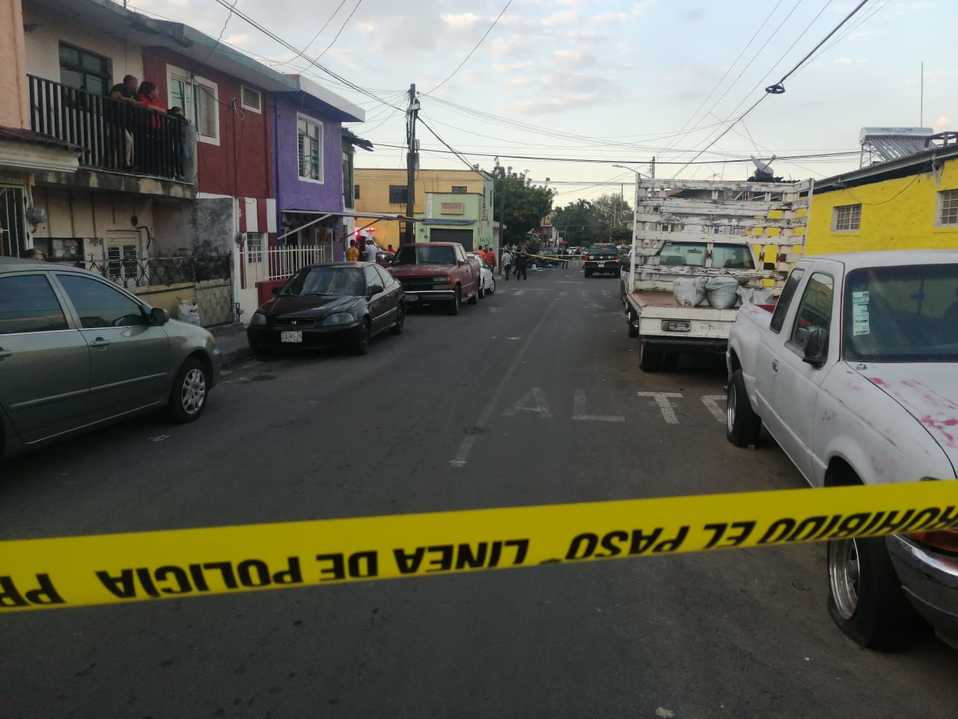 Cuatro personas son acribilladas en la colonia Echeverría en Guadalajara (Juan Carlos Munguía)
