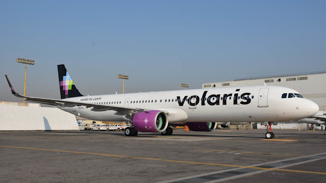 Avión de Volaris regresa al AICM por amenaza de bomba