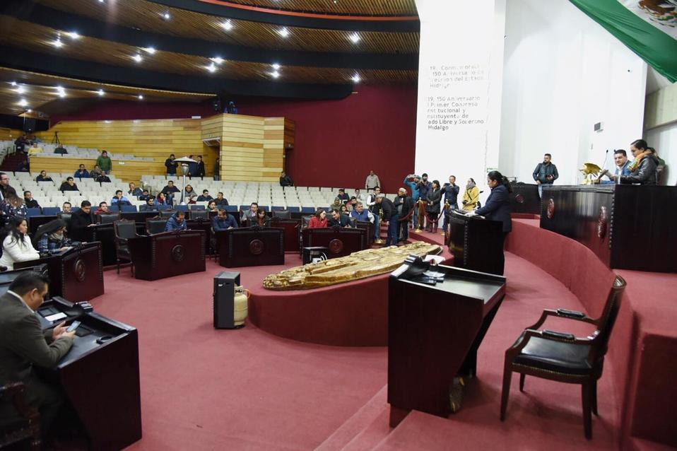 Fue suspendida la sesión hasta las 16:00 horas. (Cortesía)