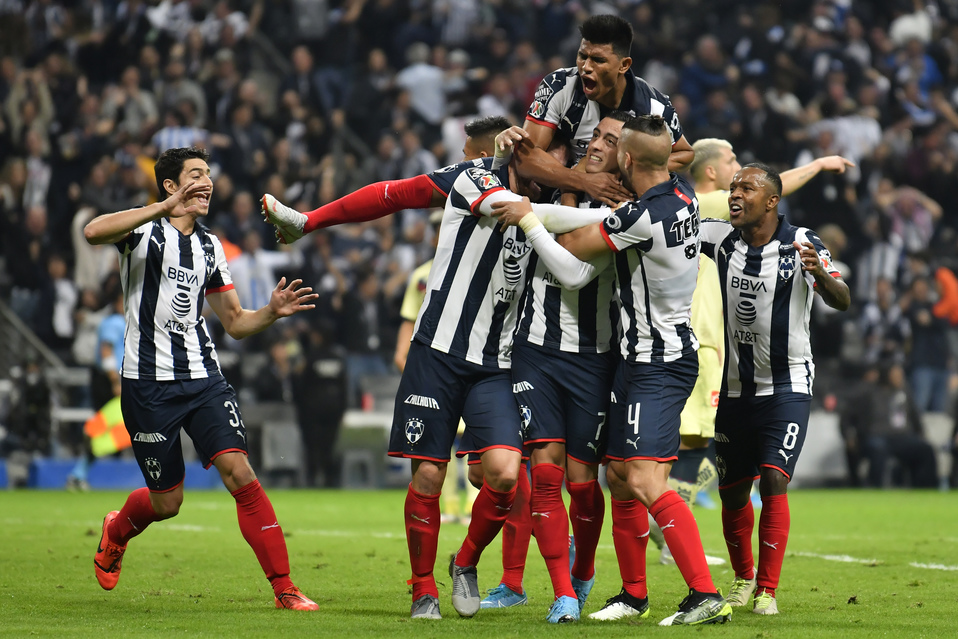 Jugadores de Monterrey en festejo de gol (Imago7)