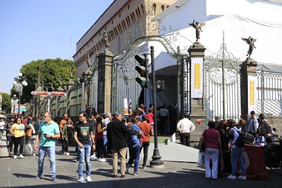 Visita de turistas a la réplica de la Capilla Sixtina. (Andrés Lobato)
