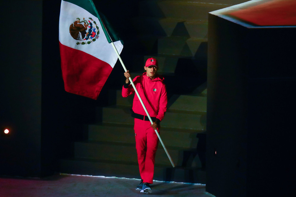 Abanderado de la delegación mexicana (Imago7)