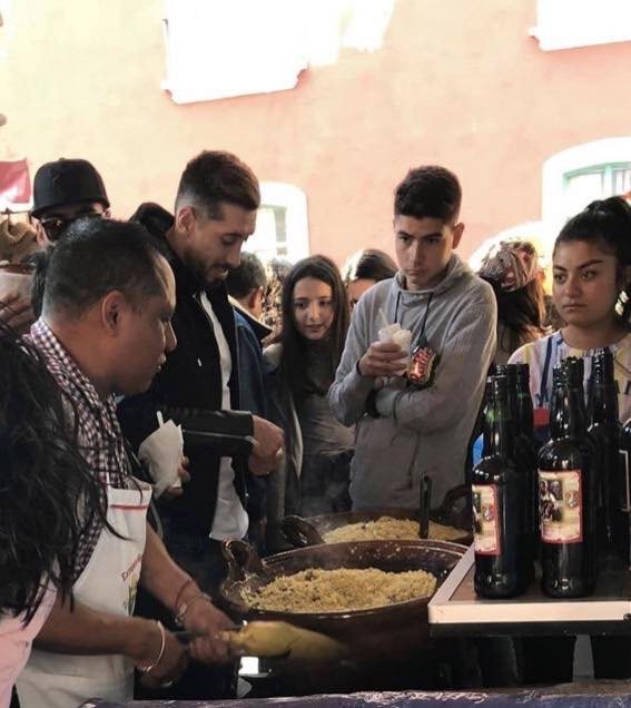 Héctor Herrera pasando las vacaciones en Real del Monte (Facebook: Real del Monte. Pueblos Mágicos.)