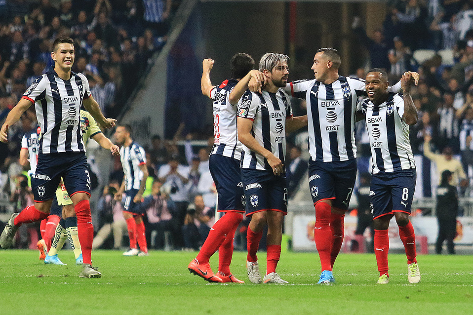 Jugadores de Monterrey durante la final de ida de la Liga MX (Imago7)