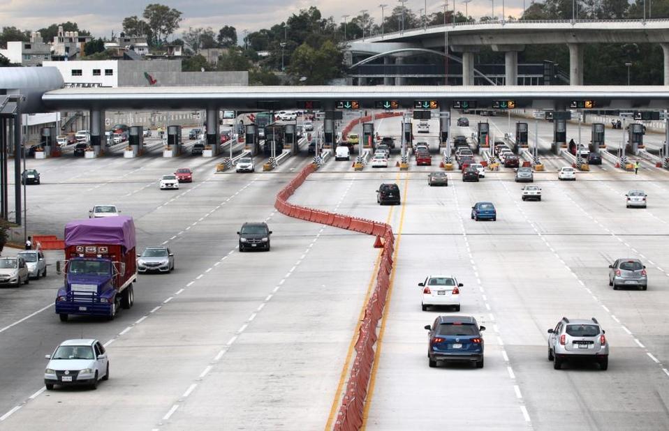 Caseta de la autopista México-Cuernavaca en Tlalpan. (Cuartoscuro)