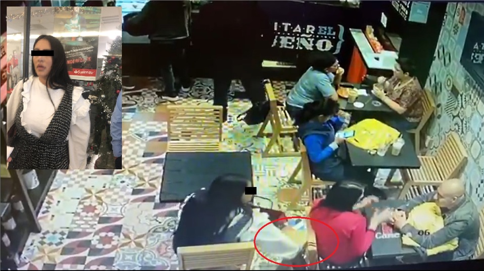 El robo ocurrió en una cafetería al interior de la plaza comercial; hechos que fueron grabados./ Especial