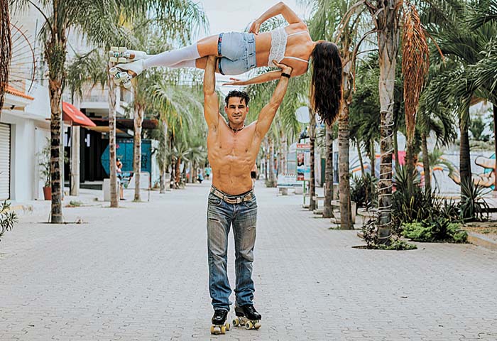 Es un atleta certificado y un gran acróbata mexicano. Especial