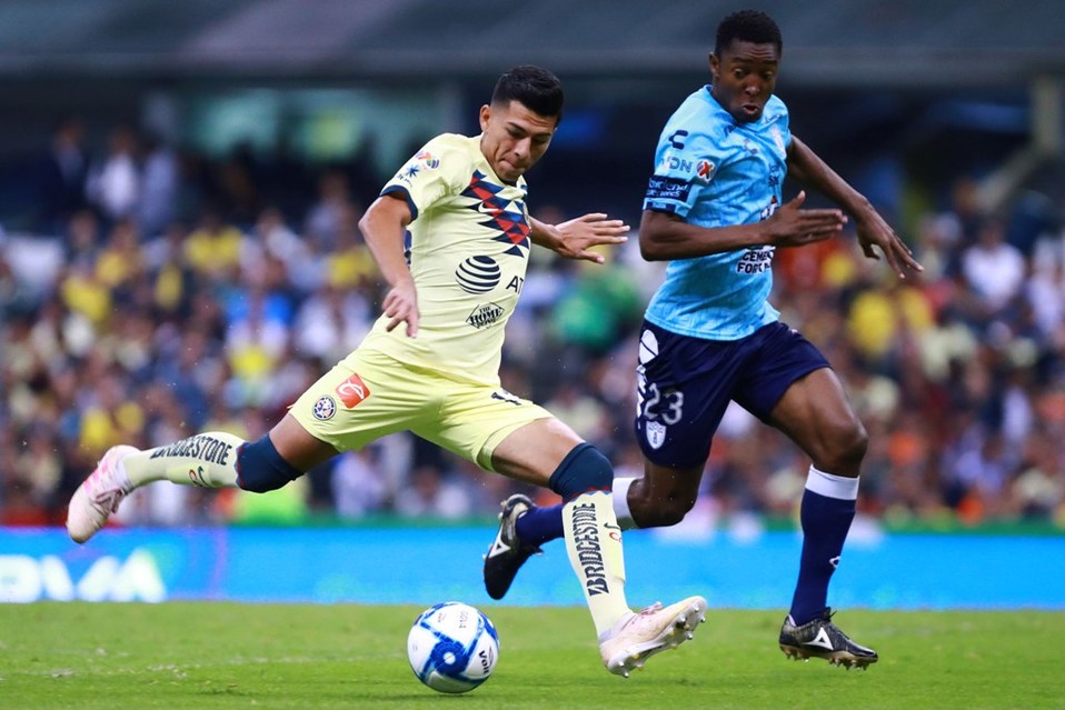 Leonel López podría llegar a los Pumas (Imago7)