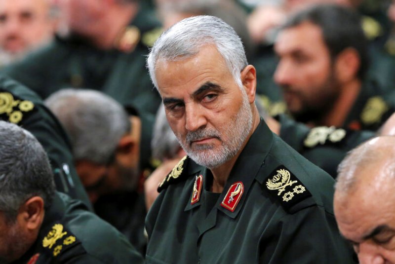 El general Soleimani de la Guardia Revolucionaria durante una reunión en Teherán, Irán. (AP)