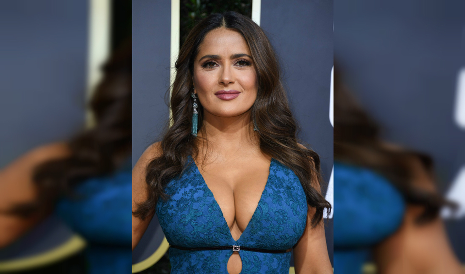 Salma Hayek en los Globos de Oro 2020 (AFP).