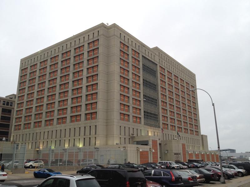 Centro de Detención Metropolitano de Brooklyn./ Especial