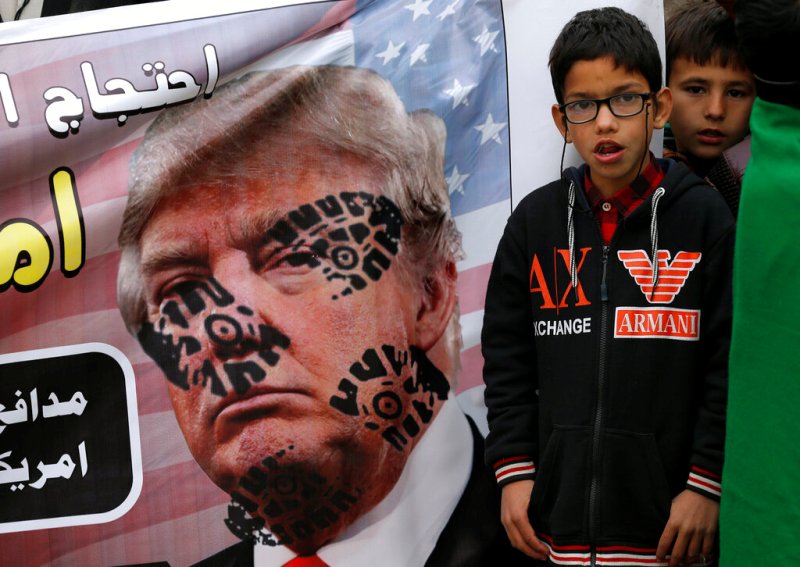 Trump ganó el rechazo de la mayoría de los país de Oriente Medio tras la muerte del general Qasem Soleimani. (AP)