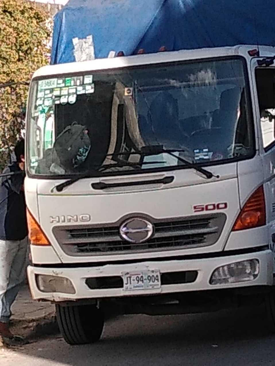 Los delicuentas los encerraron en la caja del camión, mientras que el vehículo era conducido hacia el norte de la ciudad. (Apolonia Amayo)