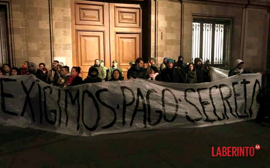 Parte de la comunidad artística en una protesta en diciembre de 2019. (Twitter)