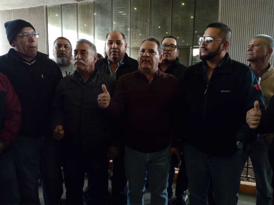Los taxistas advirtieron que de no ser escuchados realizarán una nueva protesta el 8 de febrero. Foto: Carolina León.