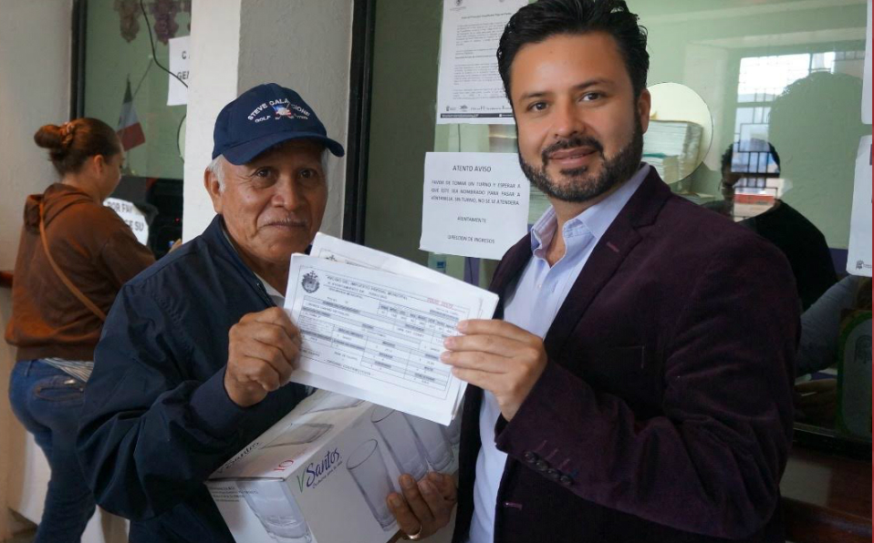 El Gobierno de Pueblo Viejo compensa a ciudadanos que pagan predial con electrodomésticos (Foto/CORTESÍA)