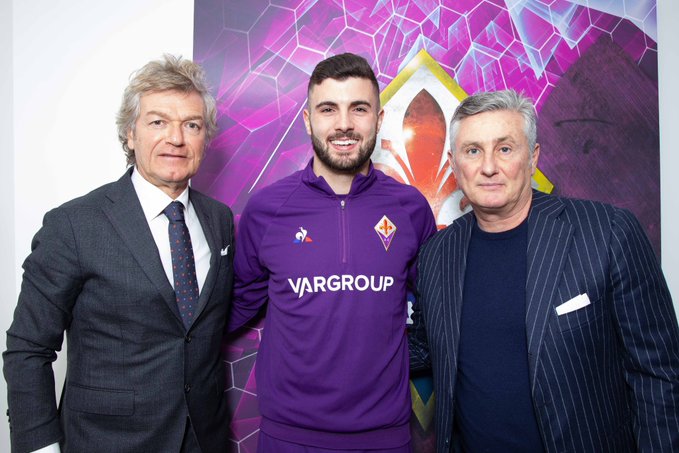 Fiorentina hizo oficial la incorporación del delantero Patrick Cutrone (Twitter @ACFFiorentinaEN)