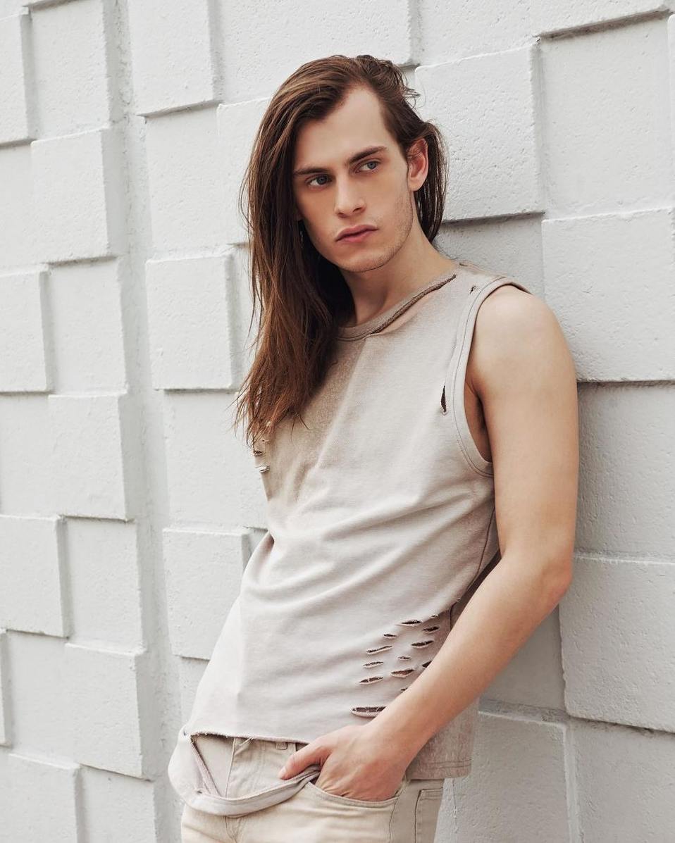 Murió a los 27 años Harry Hains, actor de American Horror Story (Instagram).