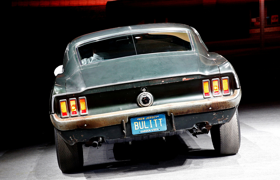 El automóvil lleva en las placas el título de la película (Reuters).