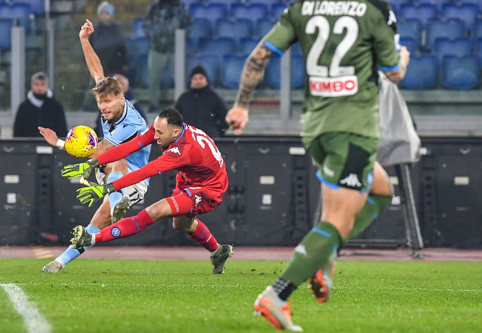 El error de David Ospina que le dio la victoria a la Lazio (AFP)