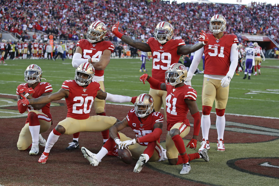 49ers avanzan a la Final de la NFC tras vencer a los Vikings (AP)