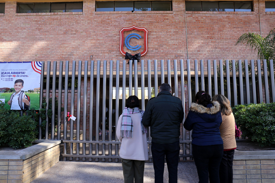 Asegura que su hijo fue testigo de la despedida del niño que disparó. (Mauricio Román)