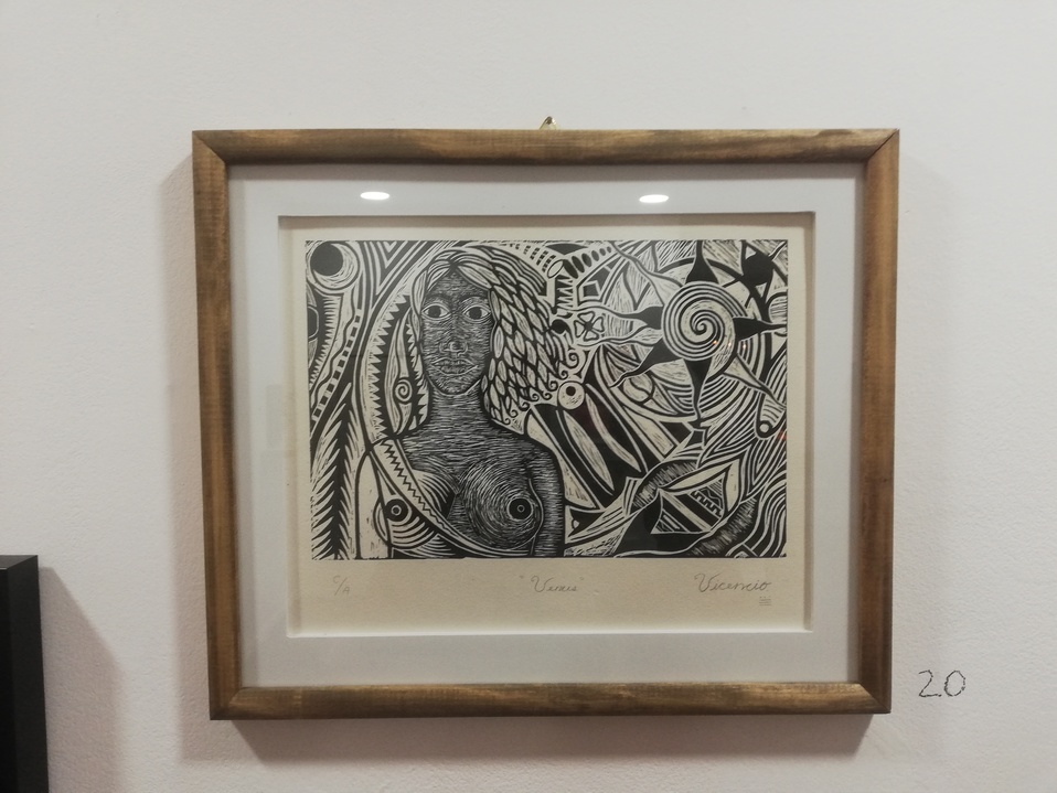 La muestra se compone de 36 obras elaboradas por varios artistas