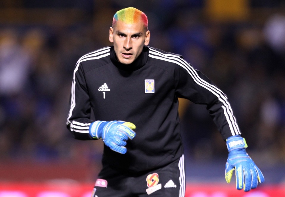 Nahuel Guzmán y su nuevo look (Imago7)