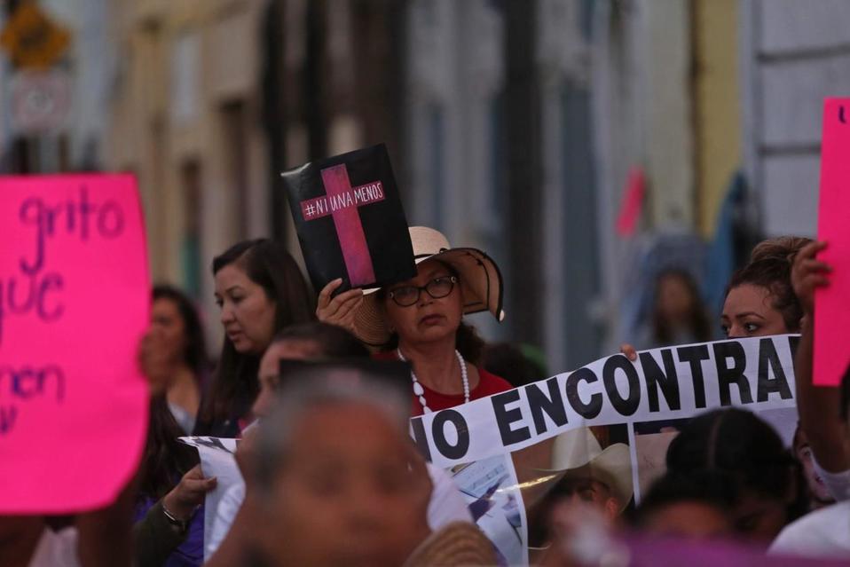 Critican presupuesto asignado a ONGs pro derechos de mujeres (Fernando Carranza)