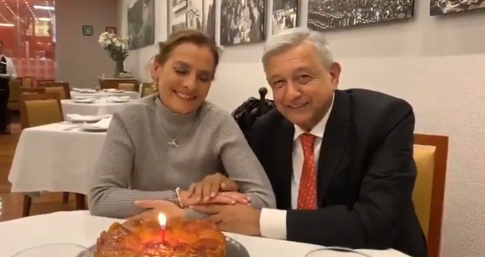 El Presidente y Beatriz Gutiérrez Müller (Especial)