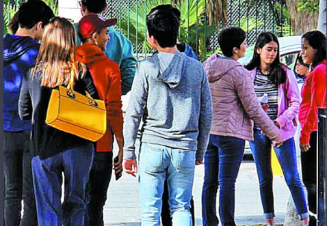 Entrarán por diferentes puertas. Manuel Guadarrama