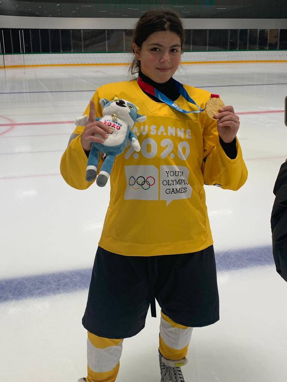 Luisa Wilson, la primera medallista mexicana en los Juegos Olímpicos de la Juventud de Invierno (Twitter @COM_Mexico)
