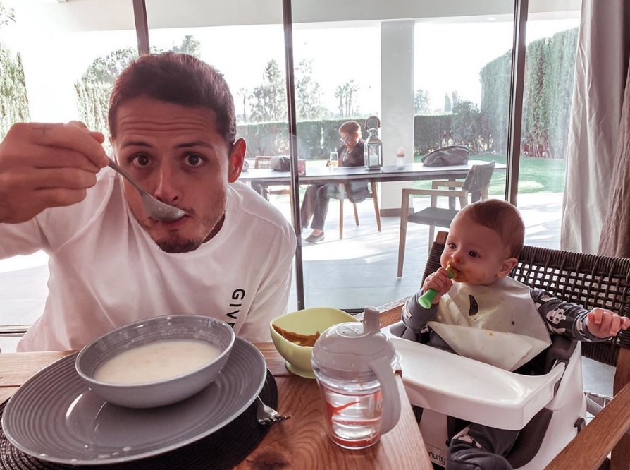 Noah y Chicharito Hernández (Instagram: Javier Hernández)