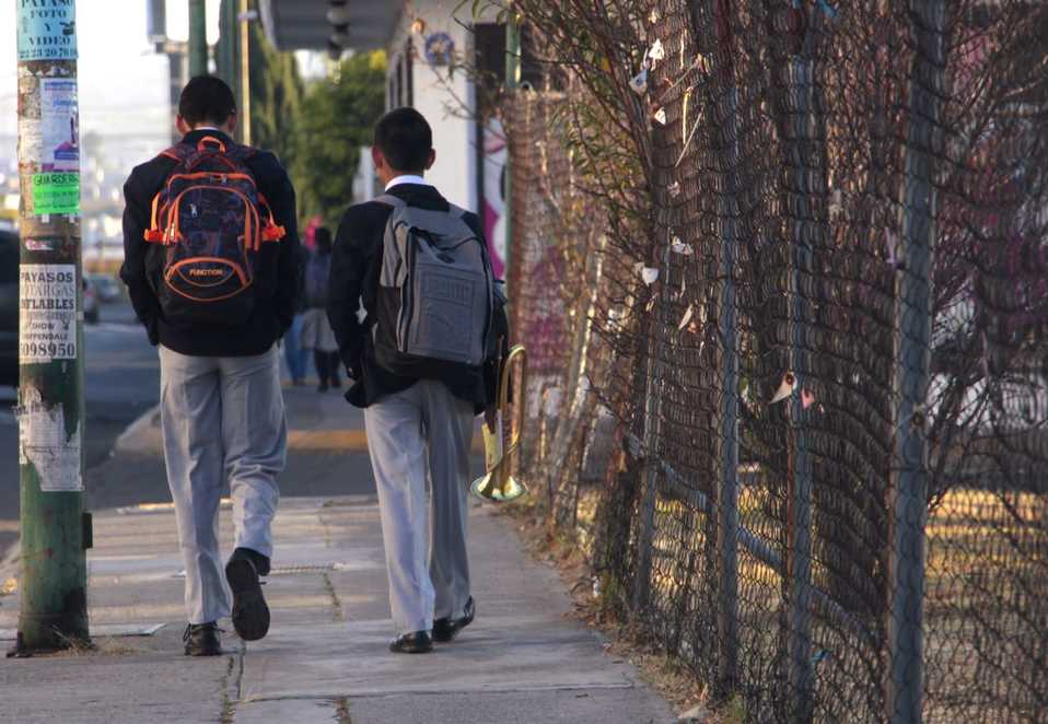 Urge política integral preventiva y no solo operativos mochila en escuelas: AEPF. (Melanie Torres)