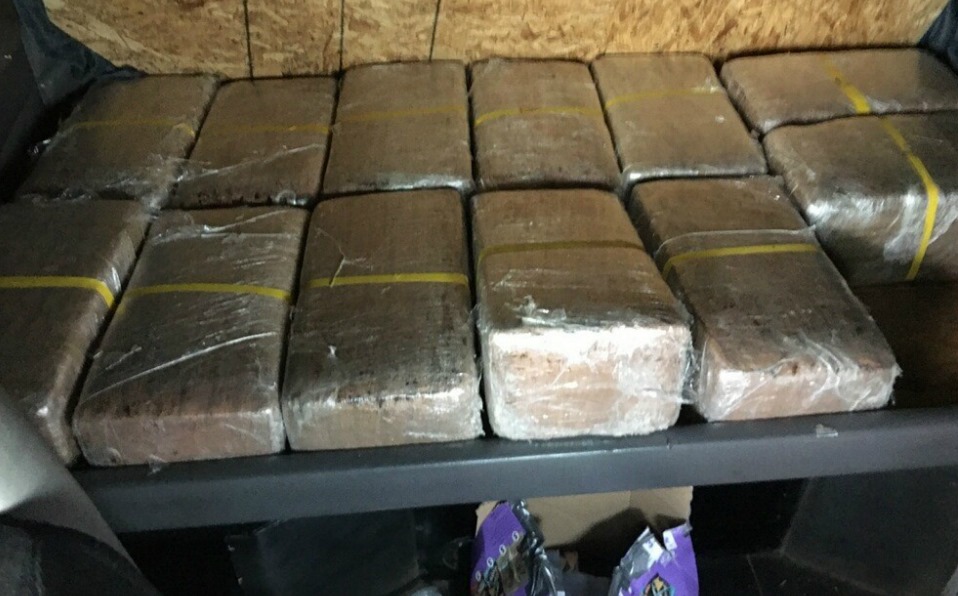 Aseguramiento de migrantes y droga en frontera con Tamaulipas (Foto/CORTESÍA)