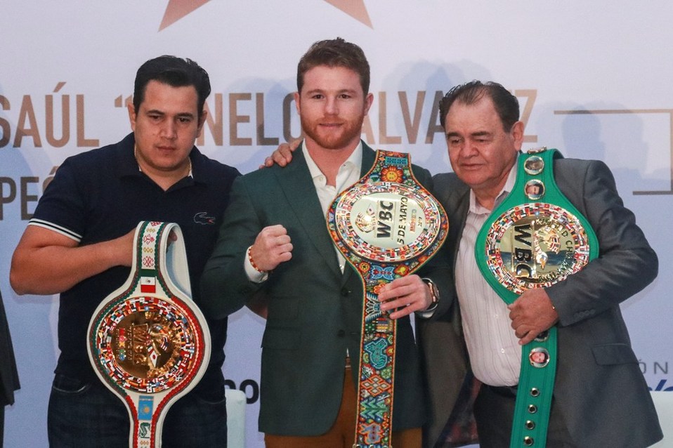 Canelo y Eddy Reynoso (Imago7)