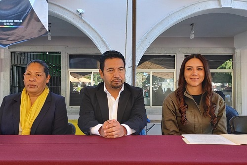 Durante el acto oficial. (Especial)