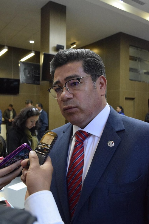 El líder del PRI  en la Cámara local señaló que se analizarán los argumentos. (Especial)