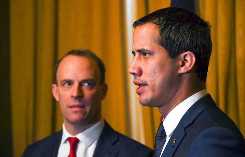 El presidente de la Asamblea Nacional de Venezuela, Juan Guaidó, dijo que arranca en Londres su gira europea, sin dar detalles. (AP)