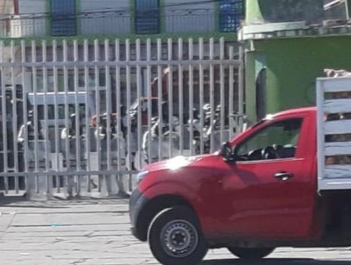 Autoridades federales montan operativo en Central de Abasto de Huixcolotla. (Especial)