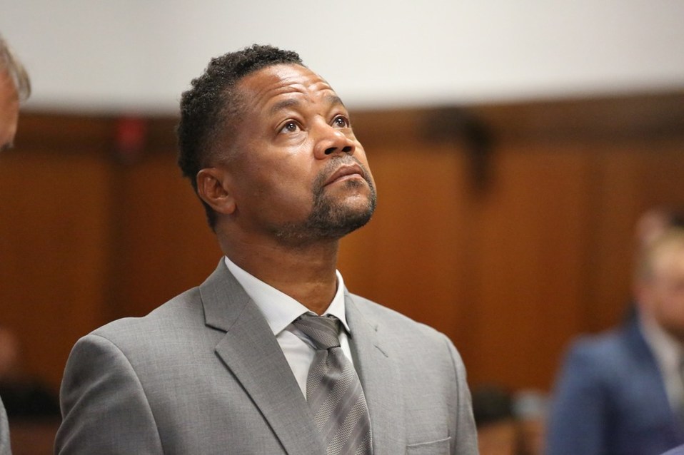 Cuba Gooding Jr. enfrentará juicio por manosear a tres mujeres en bares de Manhattan (AP).