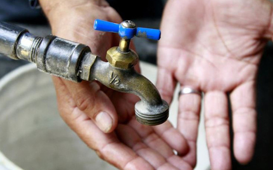llave de agua