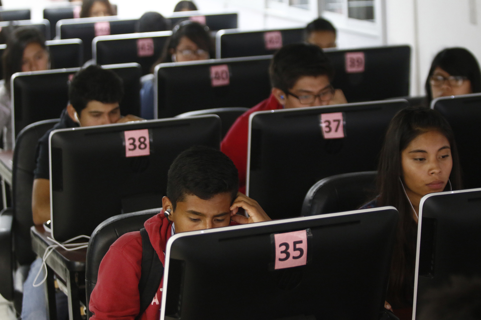 La Prueba de Admisión Digital permite la eliminación del pago de 750 pesos, que hasta el año pasado realizaban los aspirantes. (Especial)
